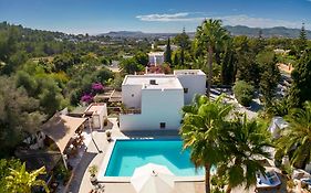 Villa Near Ibiza Town Sleeps 11 To 13 Guests