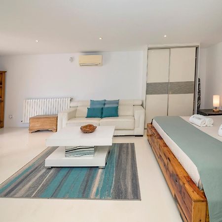 Villa Near Ibiza Town Sleeps 11 To 13 Guests Can Furnet Exterior foto