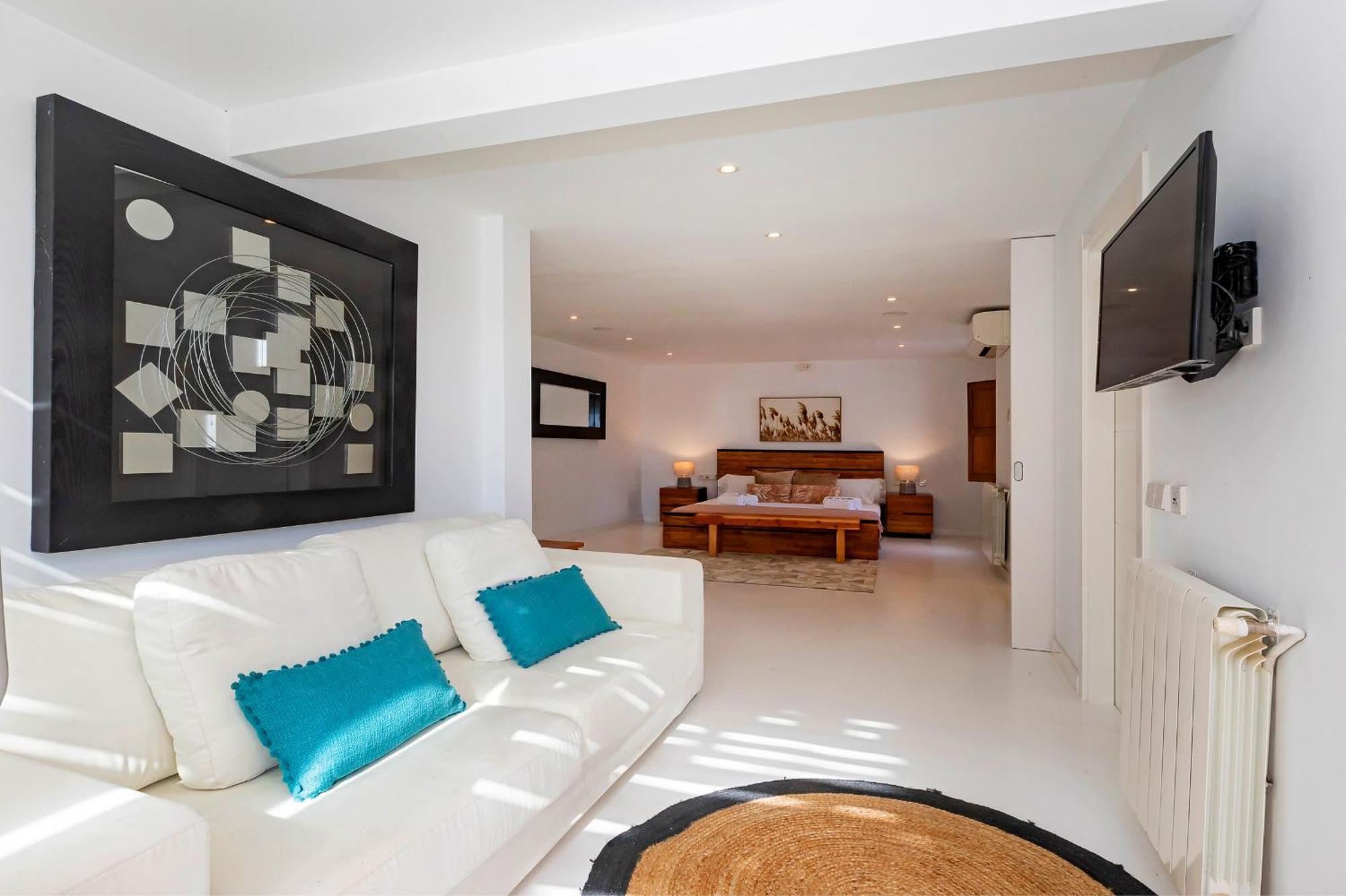 Villa Near Ibiza Town Sleeps 11 To 13 Guests Can Furnet Exterior foto